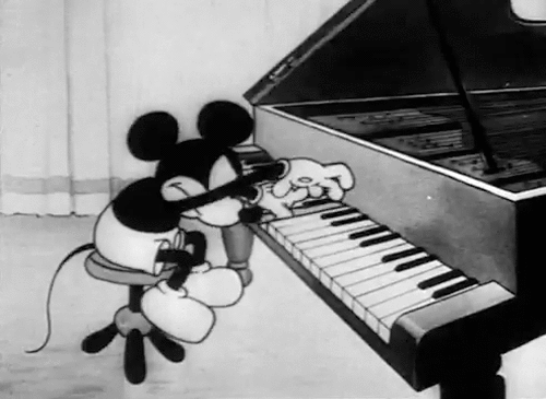 mickey's-piano