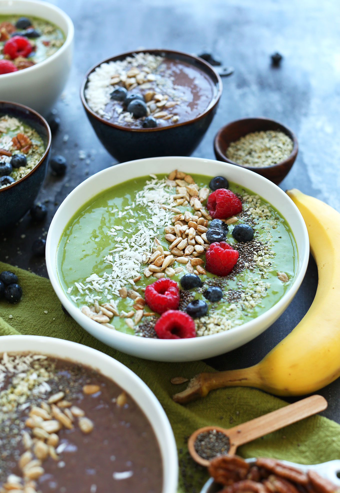 SUPER-Green-SMOOTHIE-BOWLS-A-healthy-way-to-make-a-smoothie-a-meal-vegan-glutenfree-healthy-minimalistbaker
