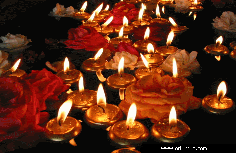 Lit-candles-on-Diwali