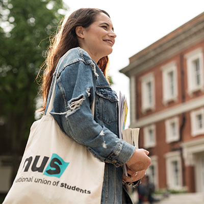 female-student-with-nus-tote-bag