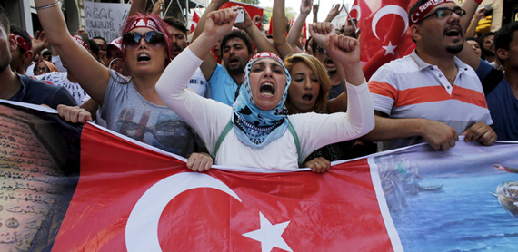 Turkey: Erdoğan is Forcing his People to Take Sides